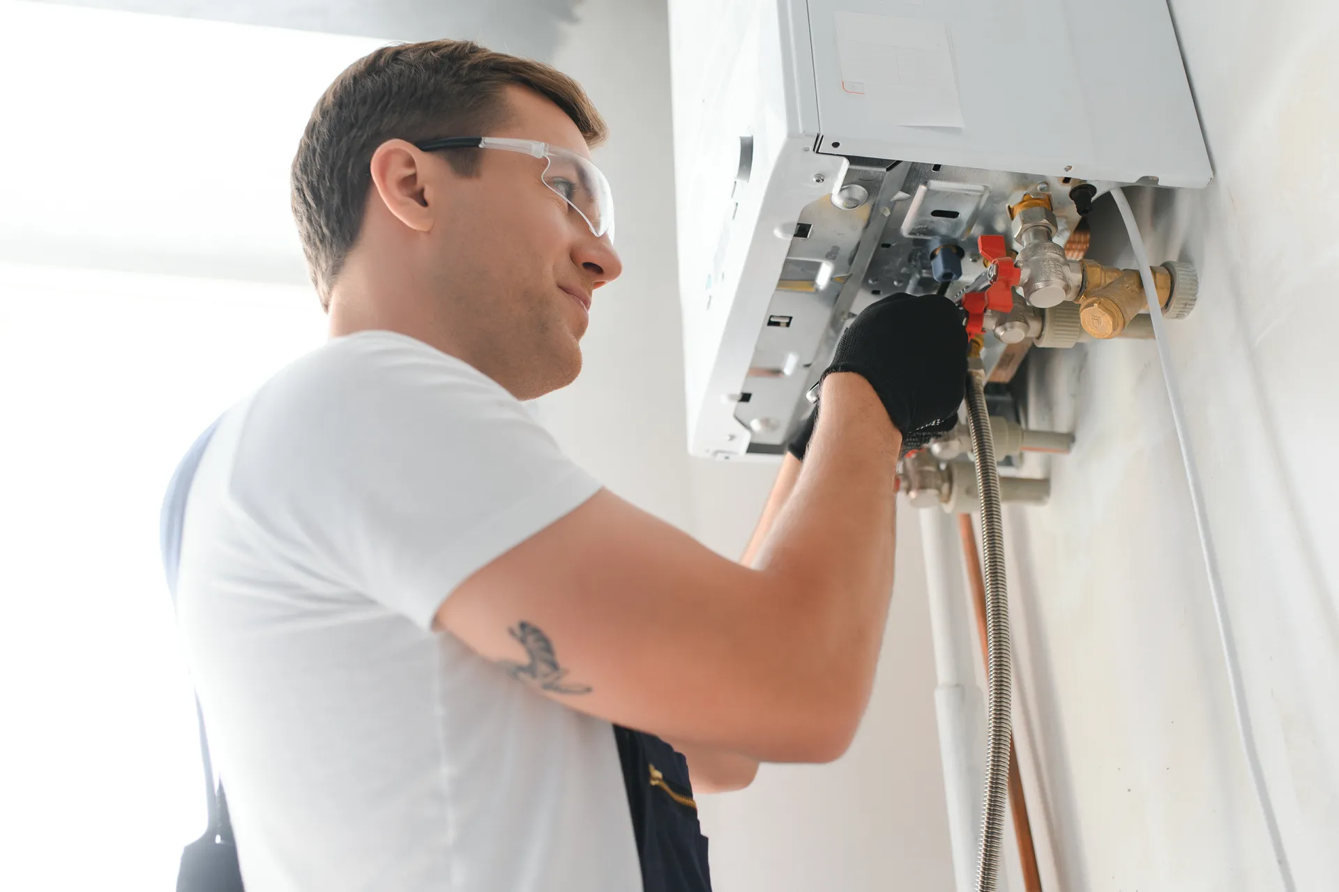 professional boiler service qualified technician
